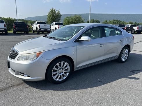 Used 2013 Buick LaCrosse Leather FWD image 3
