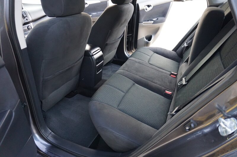 Used 2015 Nissan Sentra SR FWD image 18