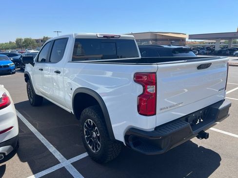 Used 2023 Chevrolet Silverado 1500 ZR2 w/ Technology Package AWD/4WD image 5