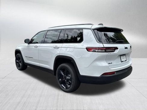 New 2026 Jeep Grand Cherokee L Limited AWD/4WD image 7