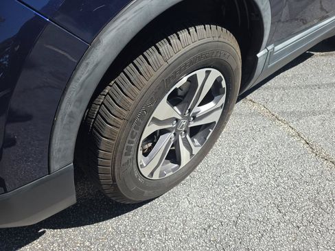 Used 2018 Honda CR-V LX image 9