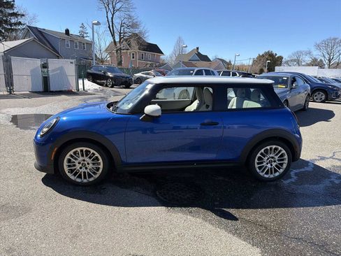 Used 2025 MINI Cooper S image 4