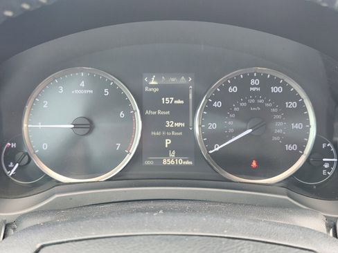 Used 2017 Lexus IS 200t image 17