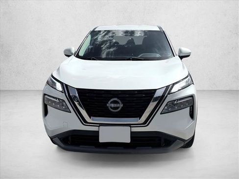 Used 2023 Nissan Rogue SV AWD/4WD image 2