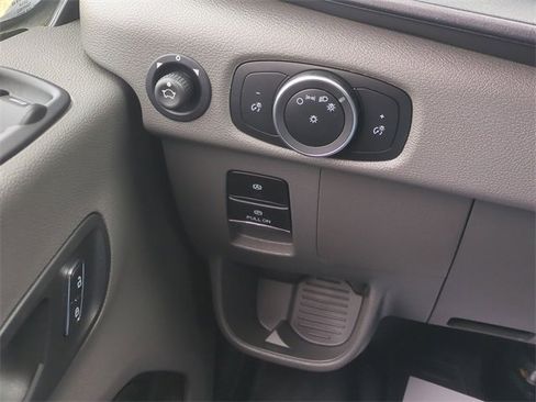 Used 2023 Ford Transit 350 XL image 25
