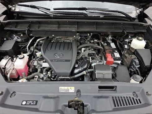 Used 2023 Toyota Highlander Platinum image 31