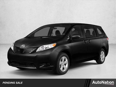 Used 2014 Toyota Sienna XLE