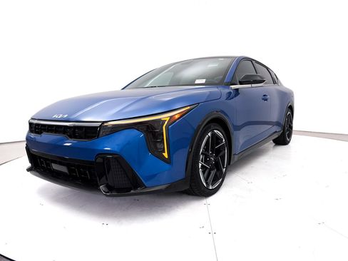 Used 2025 Kia K4 GT-Line w/ GT-Line Premium Package FWD image 14