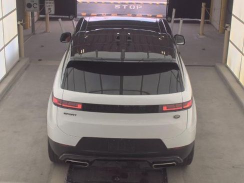 Used 2023 Land Rover Range Rover Sport SE image 6