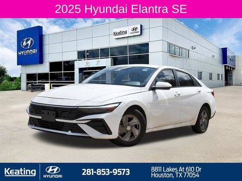 Used 2025 Hyundai Elantra SE FWD image 1