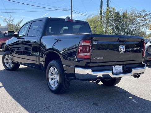Used 2024 RAM 1500 Laramie image 5