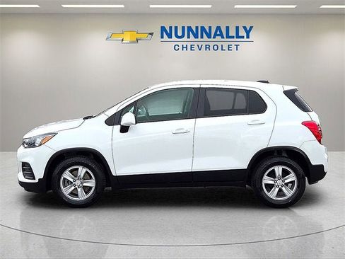 Used 2022 Chevrolet Trax LS w/ Tint and Cruise Package image 2