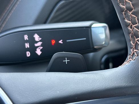 Used 2026 GMC Yukon AT4 image 40