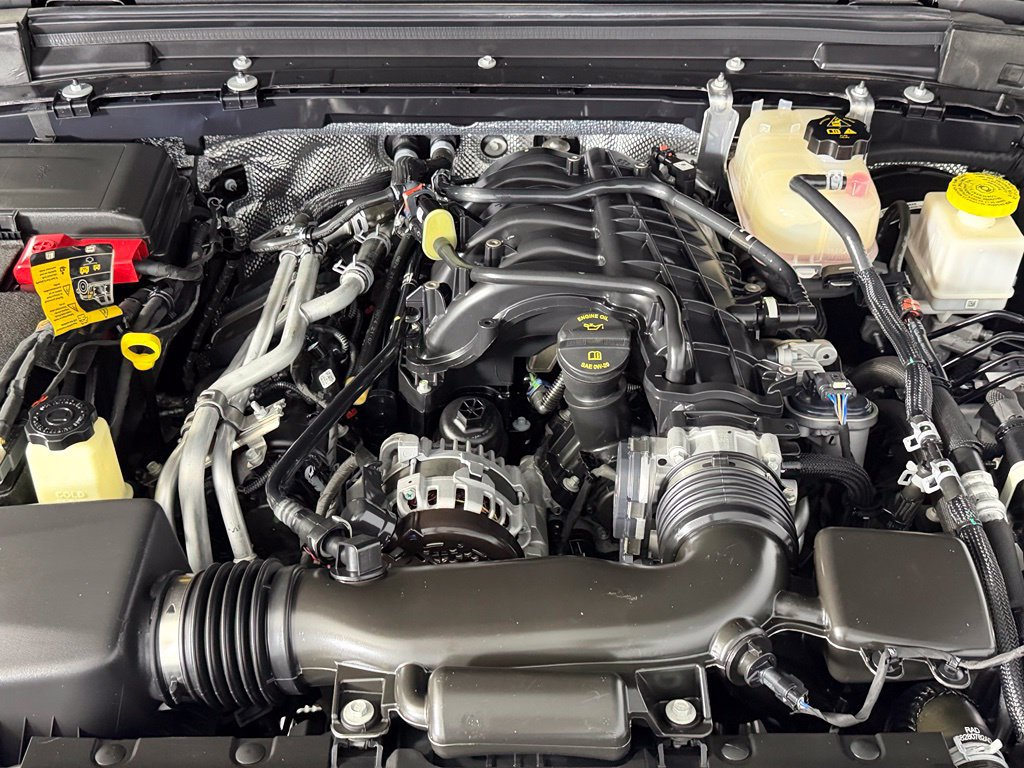 Certified 2024 Jeep Gladiator Sport AWD/4WD image 23