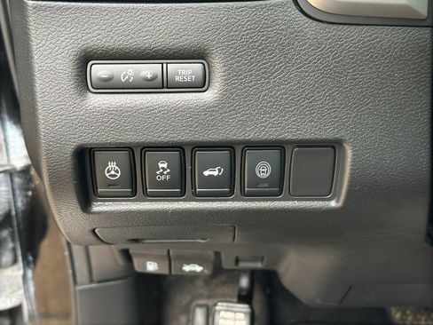 Used 2021 Nissan Murano Platinum AWD/4WD image 25