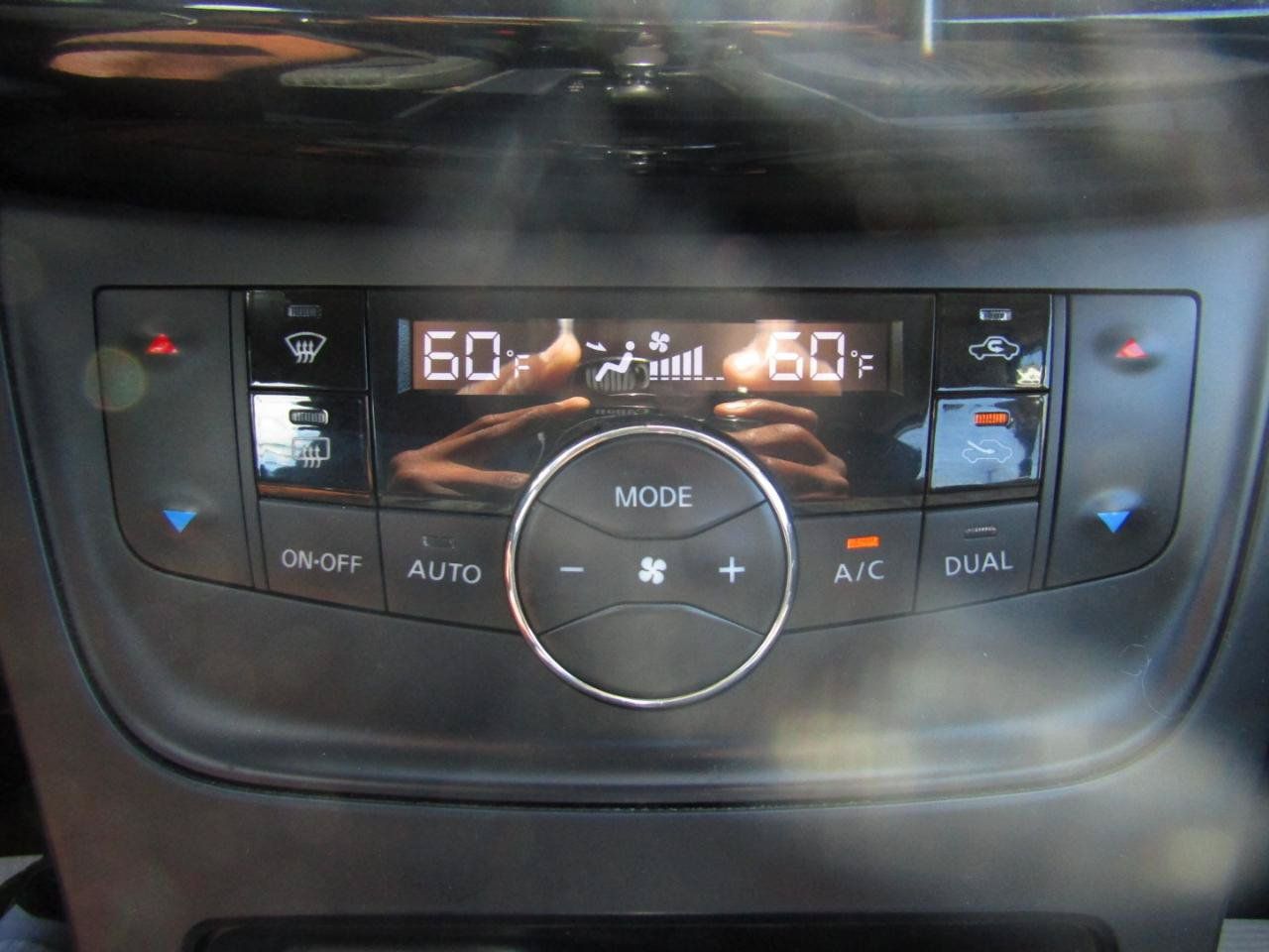 Used 2019 Nissan Sentra SV FWD image 16