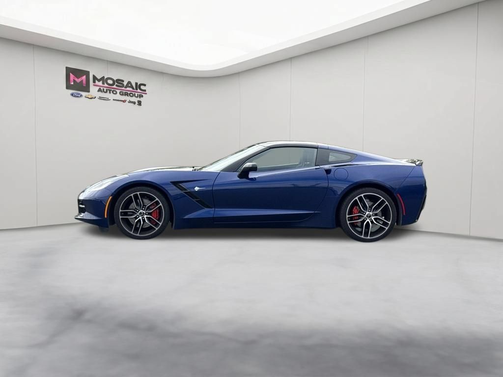 Used 2017 Chevrolet Corvette Stingray Coupe RWD image 5