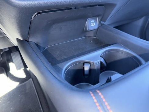 Used 2025 Honda HR-V Sport image 45