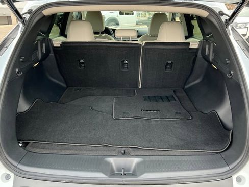 Certified 2025 Nissan Murano SV image 22