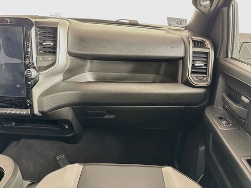 Used 2025 RAM 2500 Tradesman AWD/4WD image 31