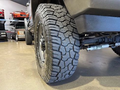 Used 2017 Ford F250 Platinum w/ Platinum Ultimate Package AWD/4WD image 52
