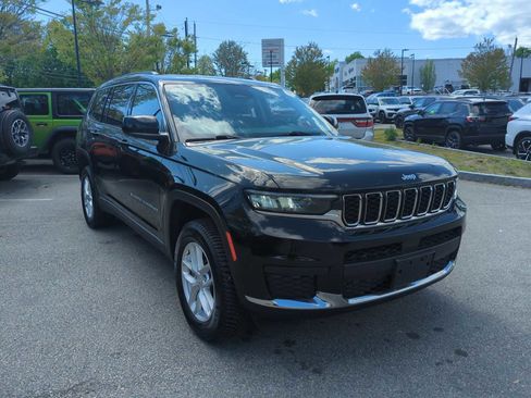 Used 2023 Jeep Grand Cherokee L Laredo AWD/4WD image 8