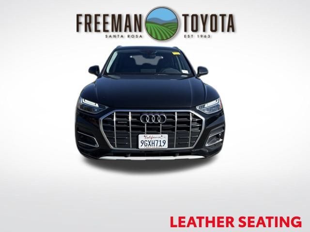 Used 2023 Audi Q5 2.0T Premium w/ Convenience Package AWD/4WD image 3