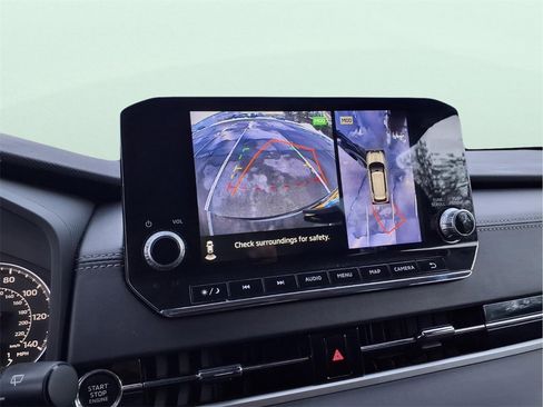 Used 2022 Mitsubishi Outlander SE image 25