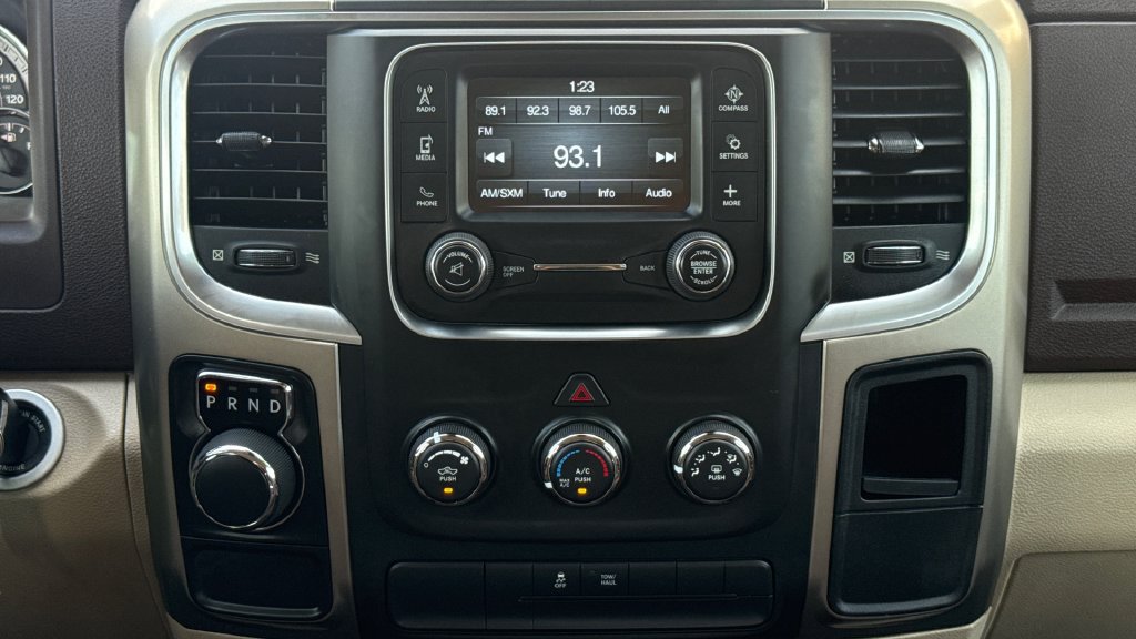 Used 2013 RAM 1500 Classic SLT w/ Premium Display Pkg RWD image 20