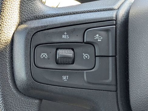 Used 2024 Chevrolet Silverado 2500 Custom w/ Custom Value Package image 27