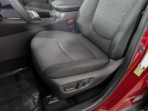 Certified 2025 Toyota RAV4 XLE image 21