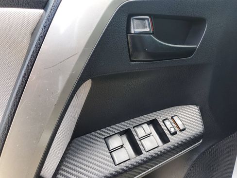 Used 2015 Toyota RAV4 LE FWD image 15