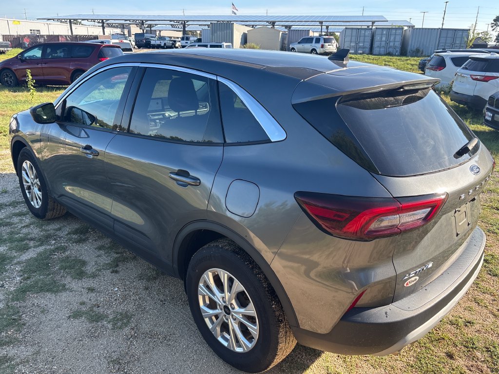 Certified 2023 Ford Escape Active AWD/4WD image 12