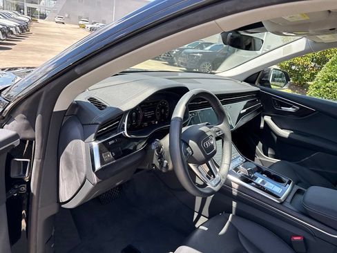 Used 2023 Audi Q8 Prestige w/ Prestige Package AWD/4WD image 15