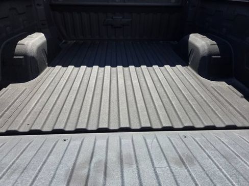 Used 2022 Chevrolet Silverado 1500 RST AWD/4WD image 13