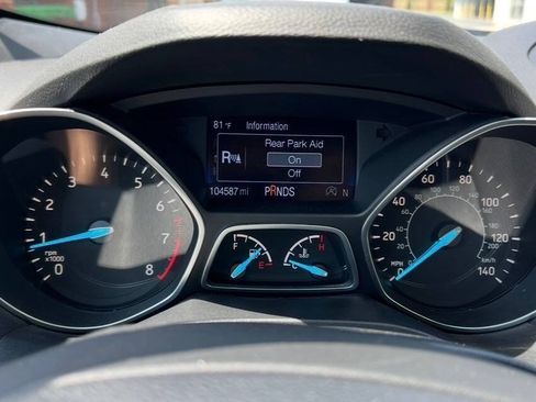 Used 2017 Ford Escape Titanium AWD/4WD image 18