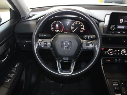 Used 2024 Honda CR-V EX image 11