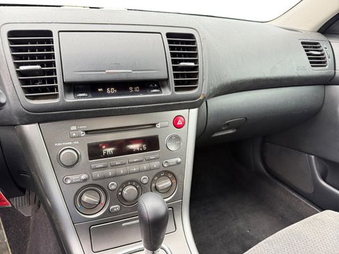 Used 2006 Subaru Outback 2.5i AWD/4WD image 12