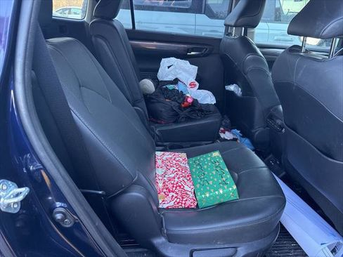 Certified 2021 Toyota Highlander Limited image 14