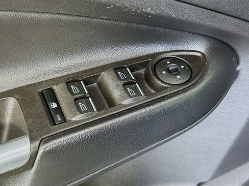 Used 2019 Ford Escape SEL FWD image 17