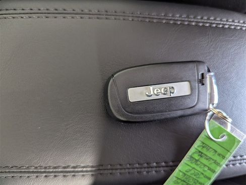 New 2026 Jeep Compass Limited w/ Sun, Sound & Navigation Group image 30