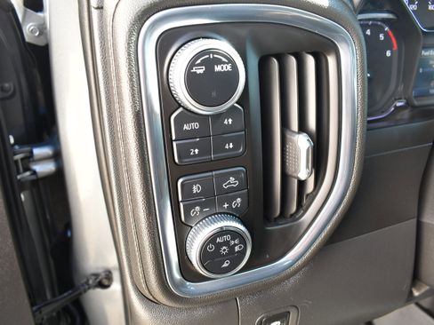 Used 2021 GMC Sierra 1500 SLT w/ X31 Off-Road Package image 16