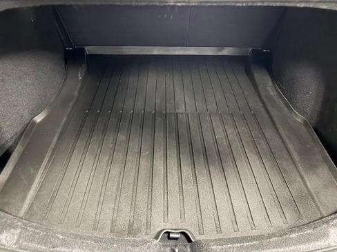 Used 2025 Tesla Model 3 RWD image 22