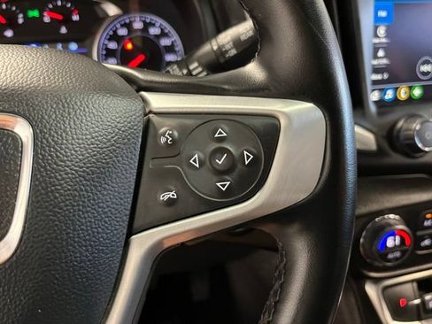 Used 2024 GMC Terrain SLT FWD image 27