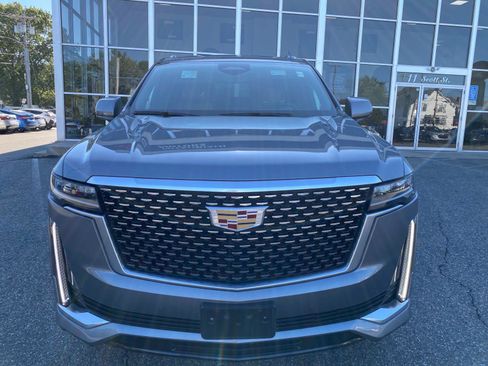 Used 2021 Cadillac Escalade Premium Luxury image 10
