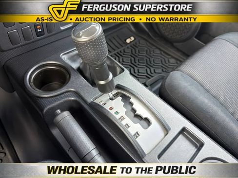 Used 2007 Toyota FJ Cruiser 4WD w/ Convenience Pkg image 16