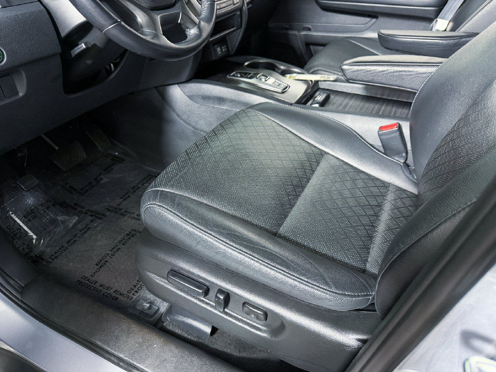 Used 2021 Honda Passport EX-L image 30