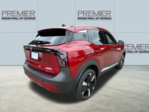 New 2025 Nissan Kicks SR w/ SR Premium Package image 5
