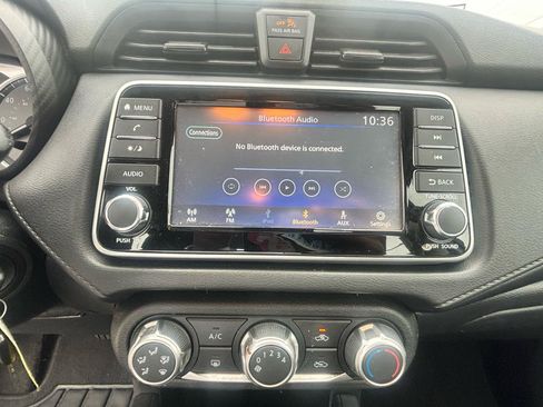 Used 2023 Nissan Versa S FWD image 44