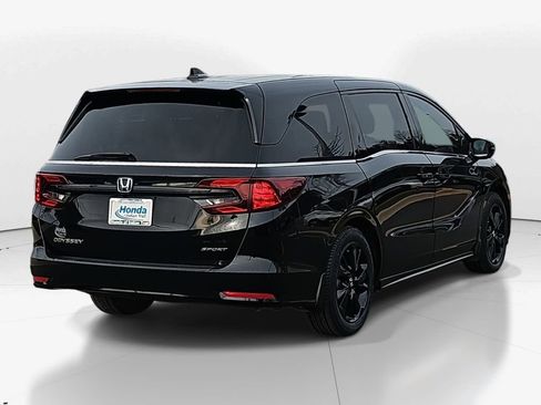 Used 2023 Honda Odyssey Sport image 9